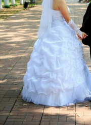 Свадебное платье с подъюбником на 4 кольцах 